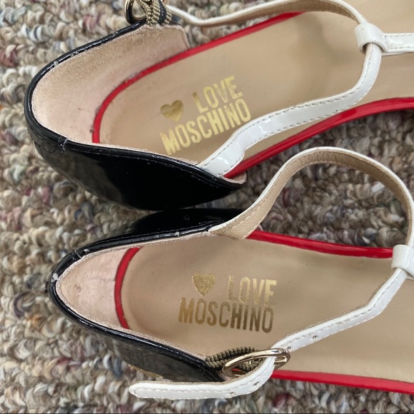 Love Moschino Women's Tri-Colored Flat Sandal - Picture 5 of 7